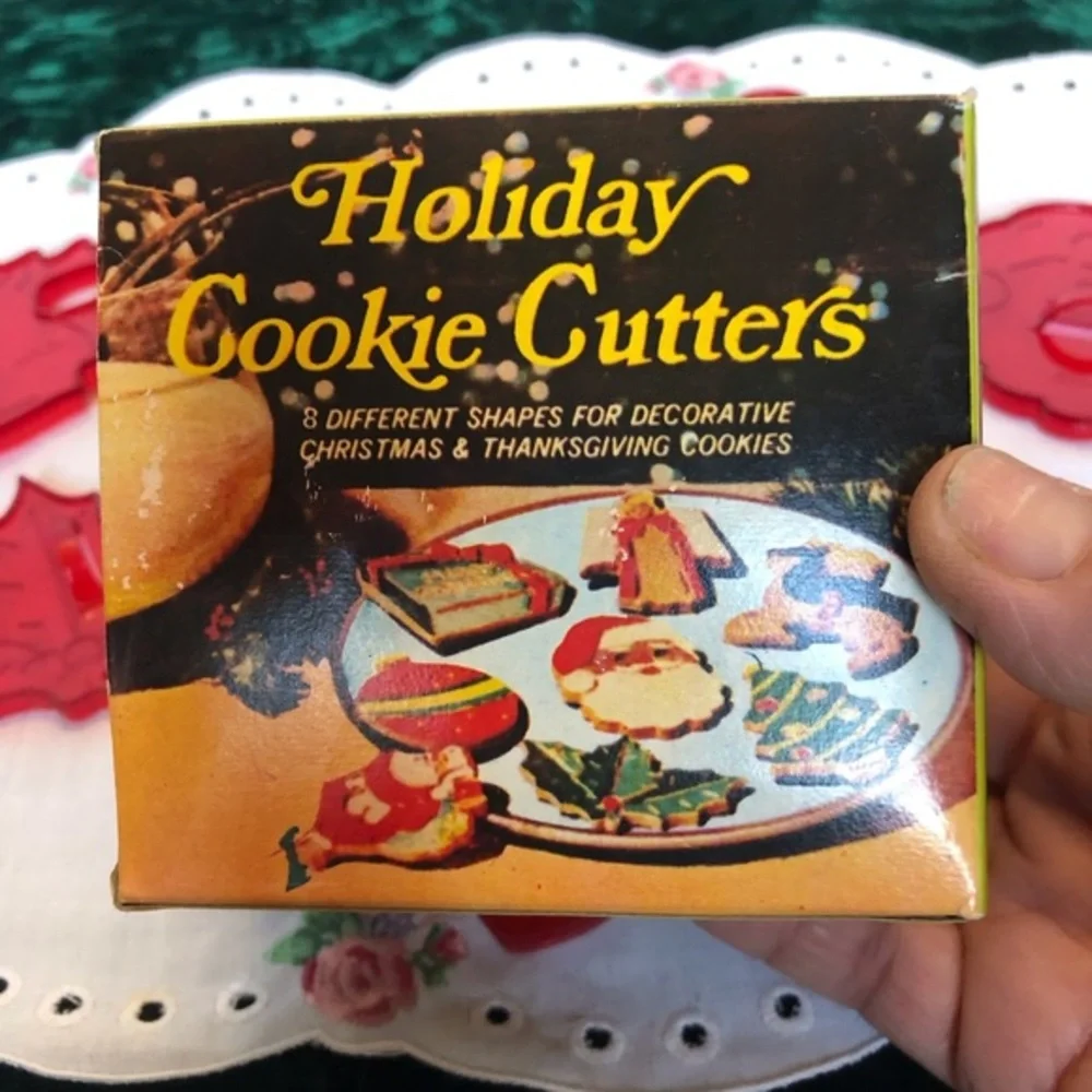 Holiday Cookie Cutters Set of 8 Vintage 1960s Made in Hong Kong Complete Set/Box